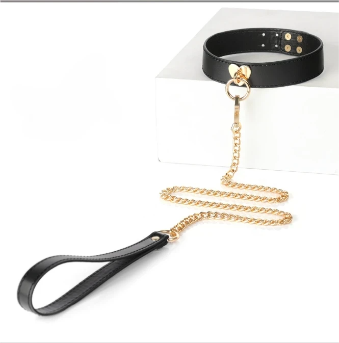 Black SM Collar with Leash -black 