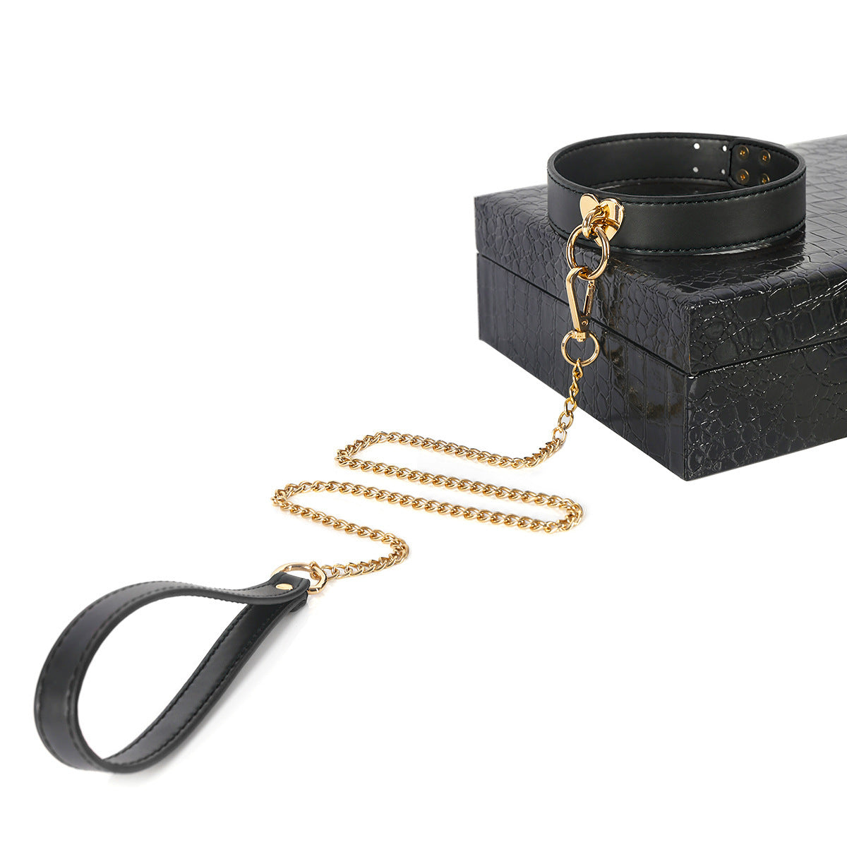 Black SM Collar with Leash- sturdy buckle mechanism locks firmly in place, eliminating the risk of accidental loosening during intense scenes.